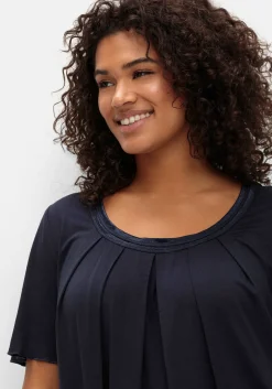 Shirt in A-Linie mit dekorativer Blende, aus Viskose-Jersey