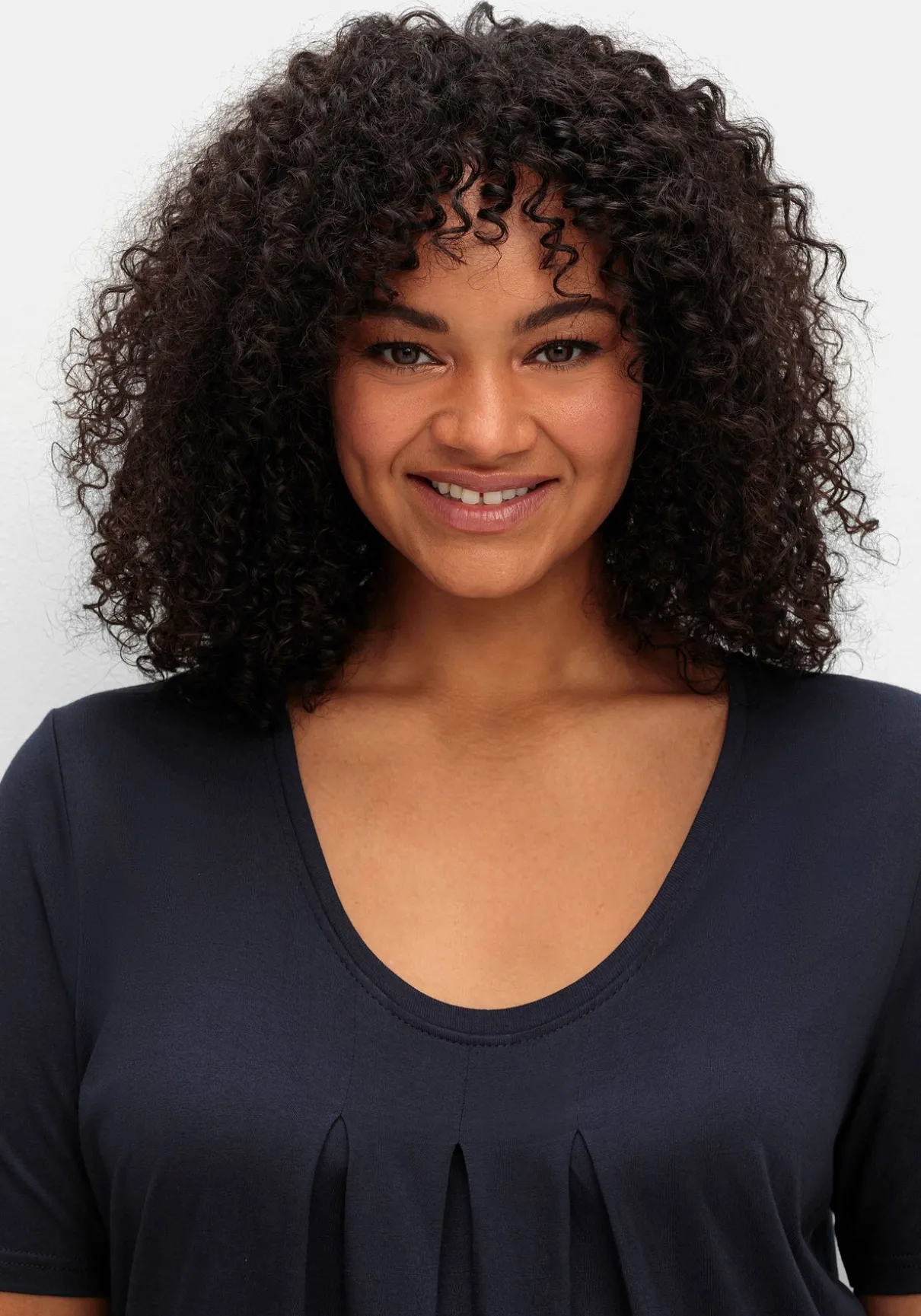 Shirt in A-Linie, mit Kellerfalten am Ausschnitt