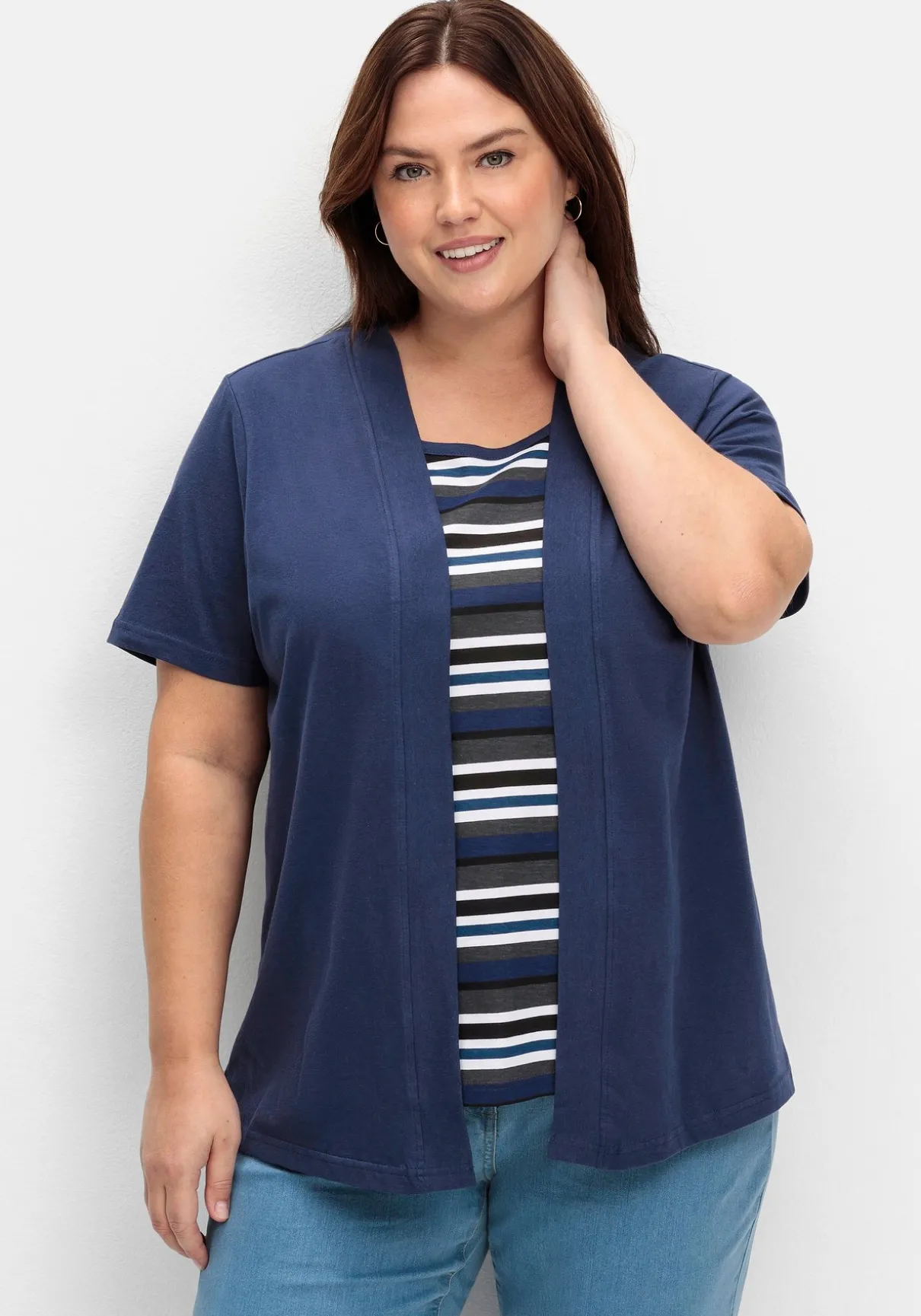 Shirt in 2-in-Optik, mit gestreiftem Einsatz