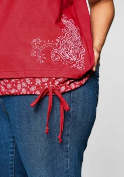 Shirt in 2-in-1-Optik mit Print und Tunnelzug