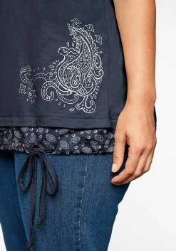 Shirt in 2-in-1-Optik mit Print und Tunnelzug