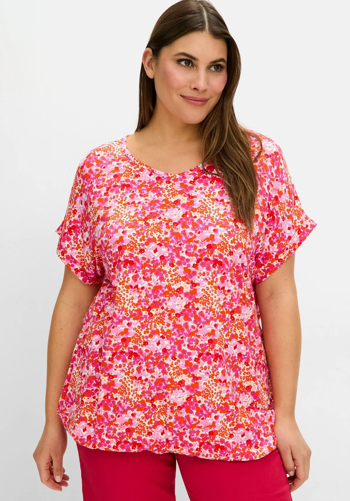 Shirt mit Blumendruck und Saum-Gummizug