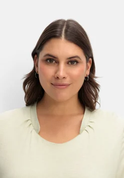 Shirt mit Faltenpartie am Stehkragen