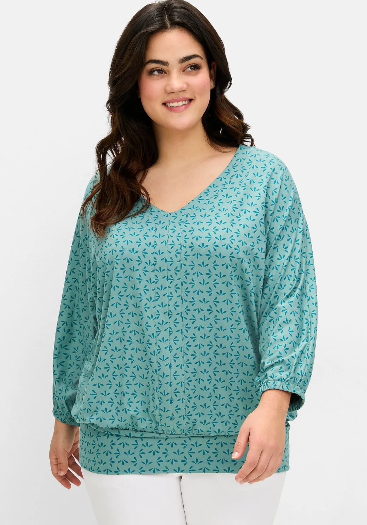 Shirt mit 3/4-Fledermausärmeln und V-Ausschnitt