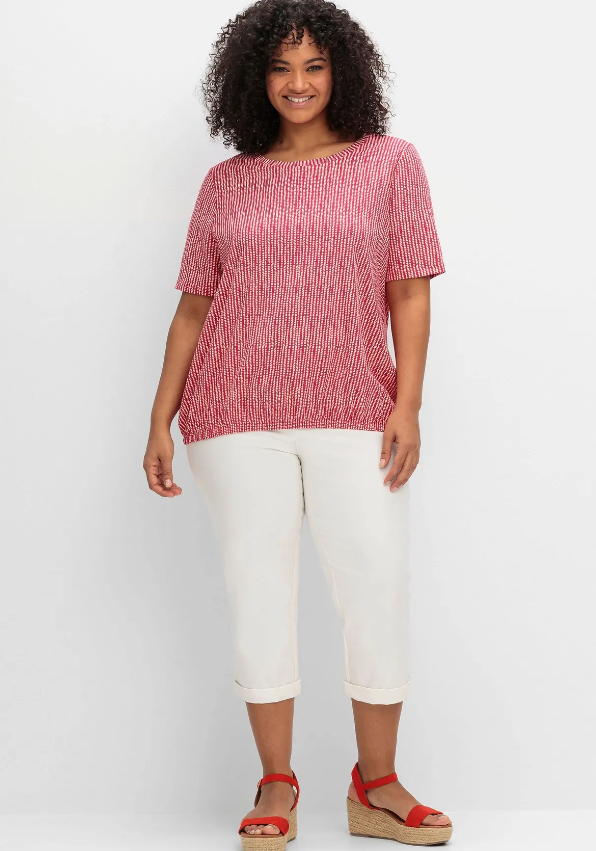 Shirt mit Minimal-Alloverdruck und Gummizugbund