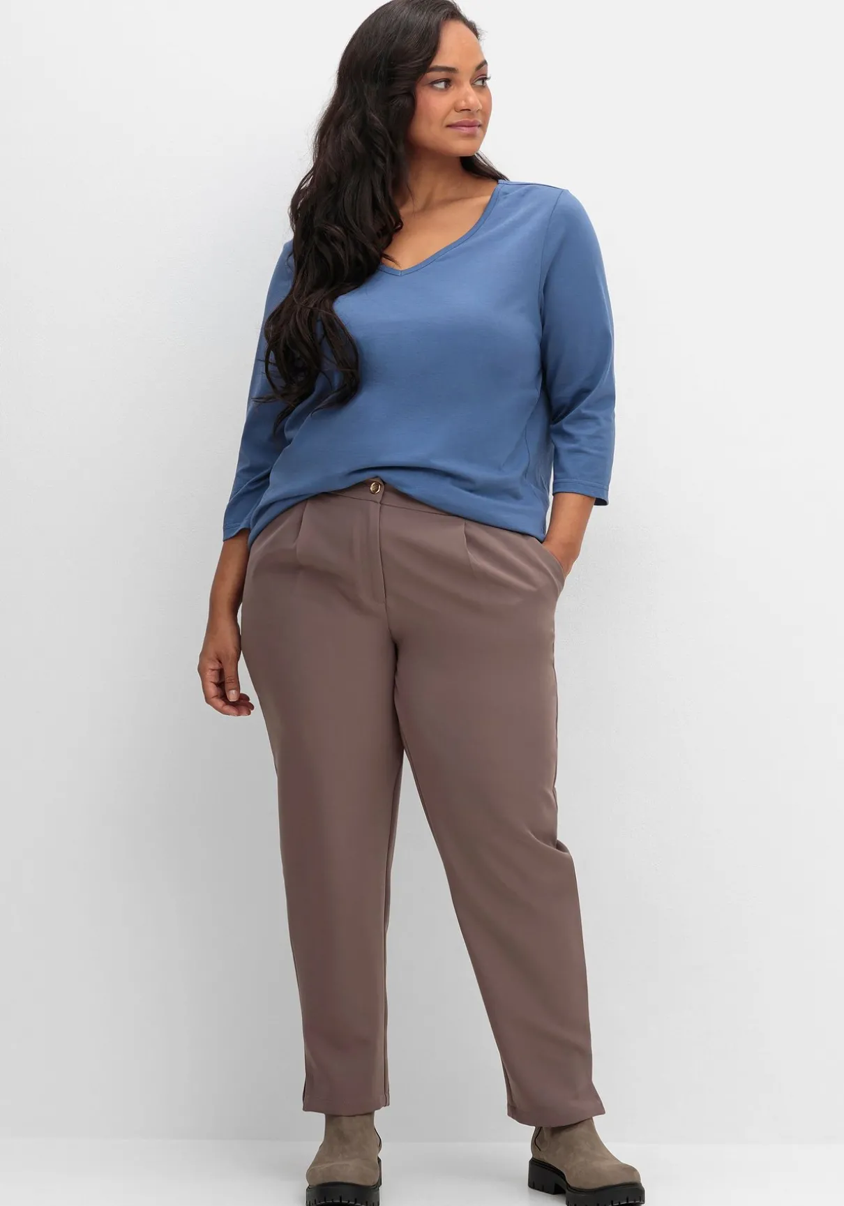 Shirt mit 3/4-Ärmeln und V-Ausschnitt