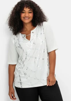 Shirt mit Ösen und Metallkette am Ausschnitt