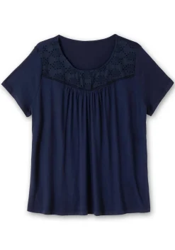 Shirt mit Spitzeneinsatz, aus Viskosejersey