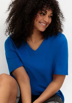 Shirt mit V-Ausschnitt, aus leichtem Jersey