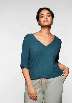 Shirt mit V-Ausschnitt, in Oversized-Form