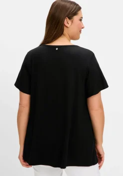 Shirt mit verziertem V-Ausschnitt