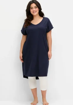 Shirtkleid in Oversized-Form, mit V-Ausschnitt