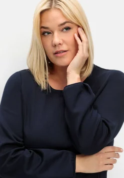 Shirtkleid in schwerer Qualität, mit Raffung hinten