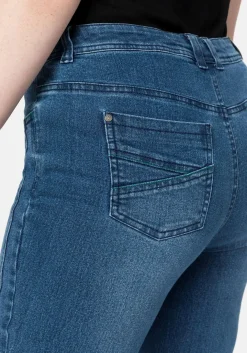 Slim Jeans mit vorverlegter Teilungsnaht