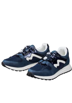 Sneaker mit Details in Glanz- und Veloursoptik