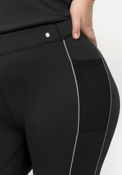 Sporthose in Caprilänge, mit Kontraststreifen