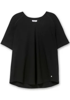 Sportshirt mit Mesh-Einsatz im Rücken