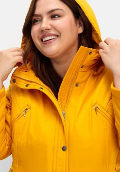 Steppjacke mit Tunnelzug in der Taille