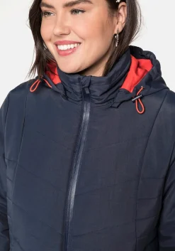 Steppmantel mit seitlichen Reißverschlüssen