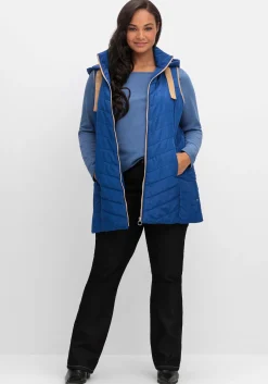 Steppweste mit Kapuze und Kontrastdetails