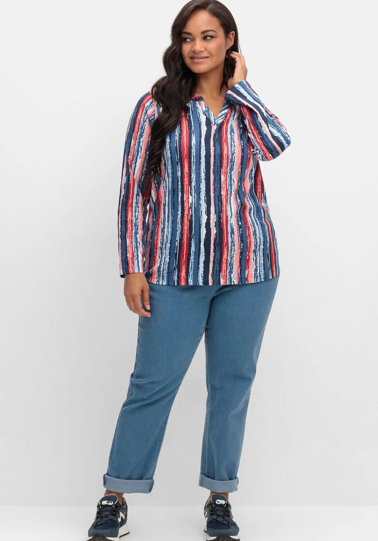 Streifenshirt im Batik-Look, mit Krempelärmeln