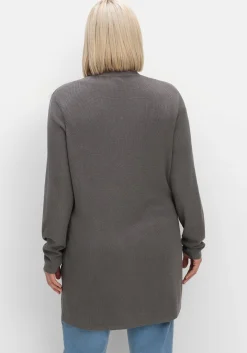 Strickjacke in verschlussloser Form, mit Taschen