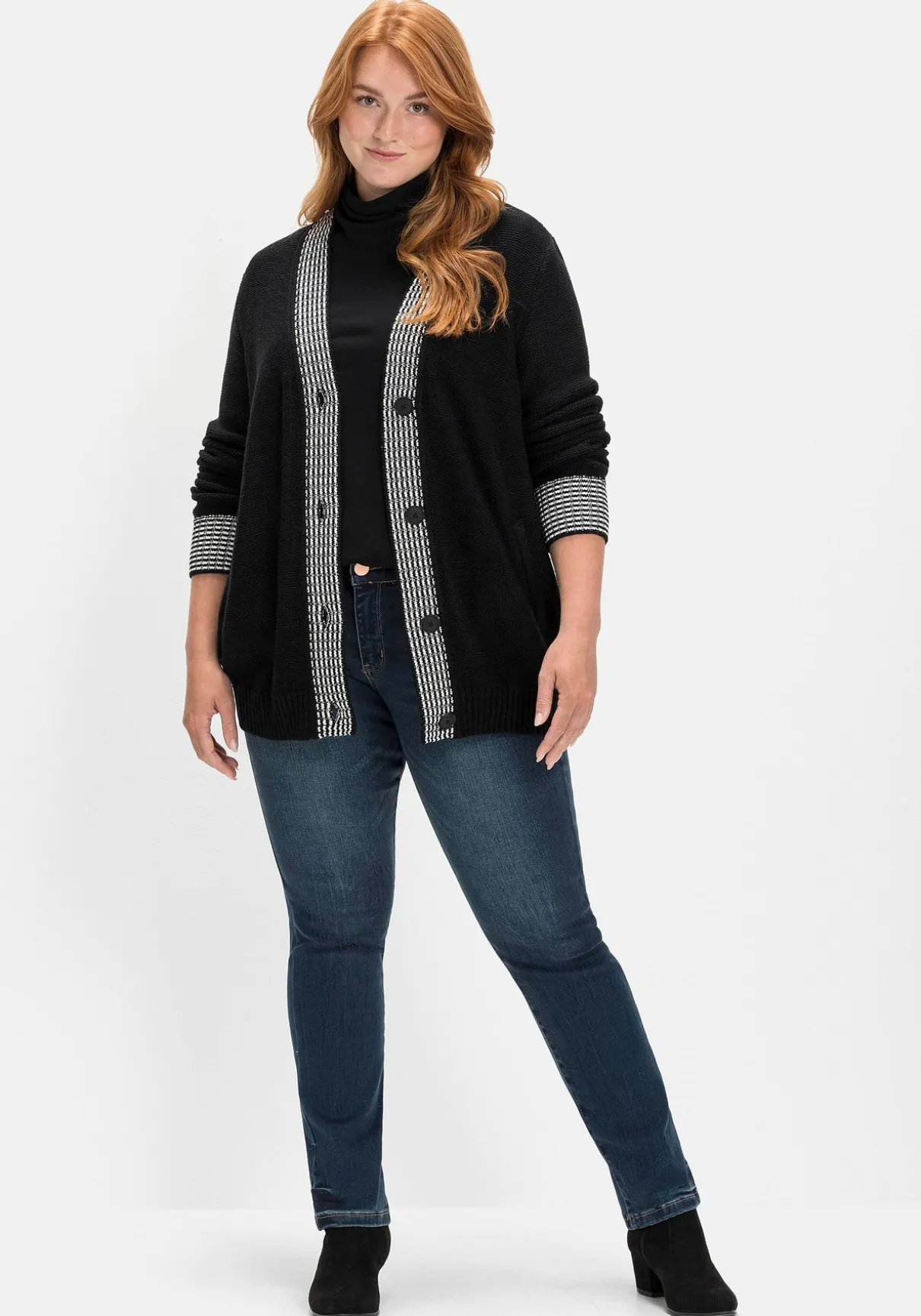 Strickjacke mit Kontrastdetails im Hahnentrittmuster