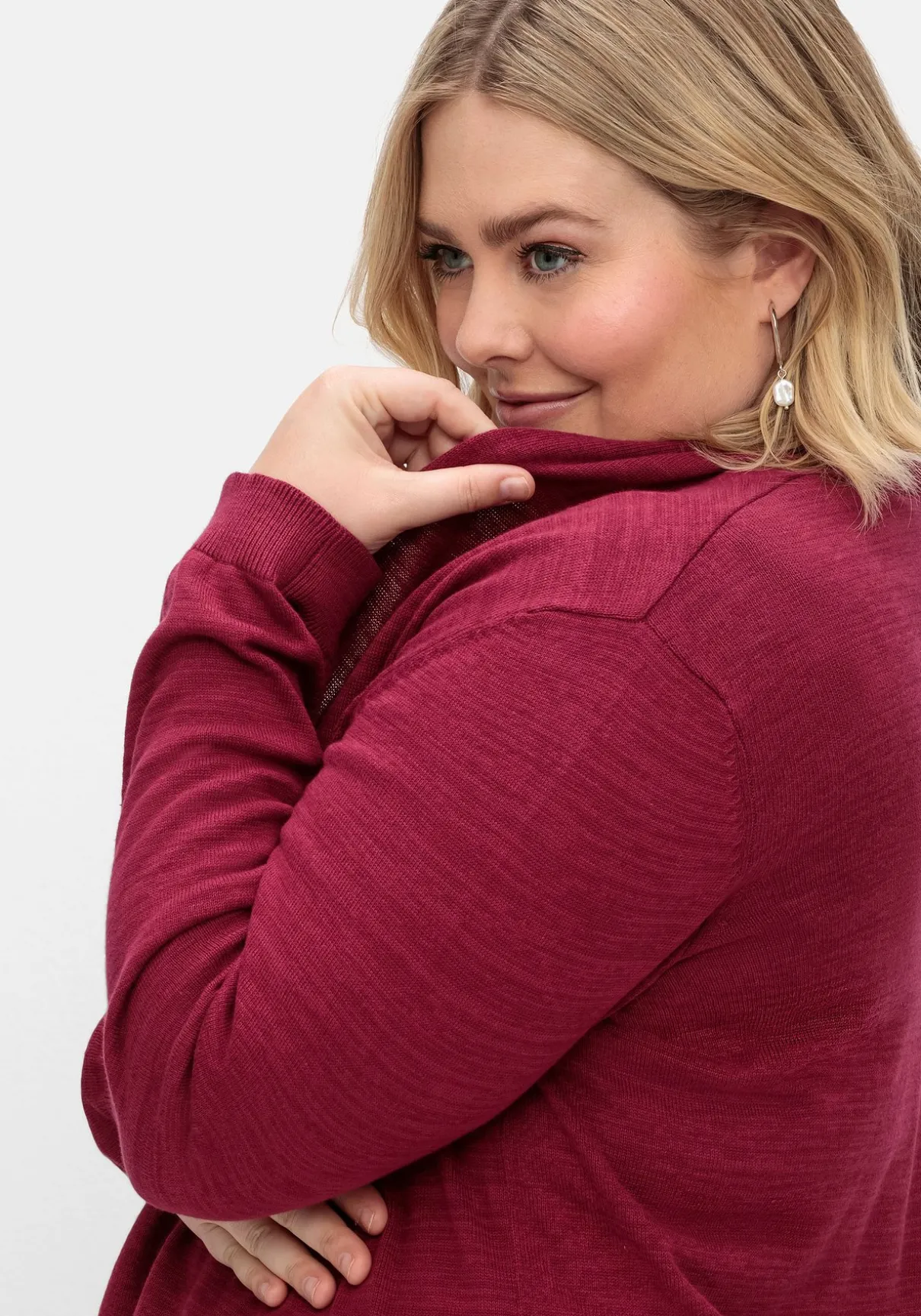 Strickjacke mit schmalem Schalkragen, offene Form