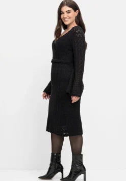 Strickkleid im Ajourmuster und in Wickeloptik