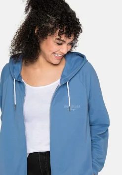 Sweatjacke mit Kapuze und kleinem Brust-Print