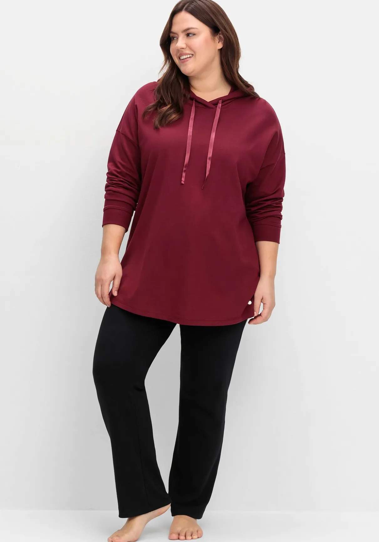 Sweatshirt mit Kapuze, in Oversizeform