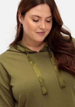 Sweatshirt mit Satinbändern und Galonstreifen