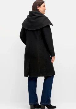 Taillierter Mantel mit großem Kragen und Wollanteil