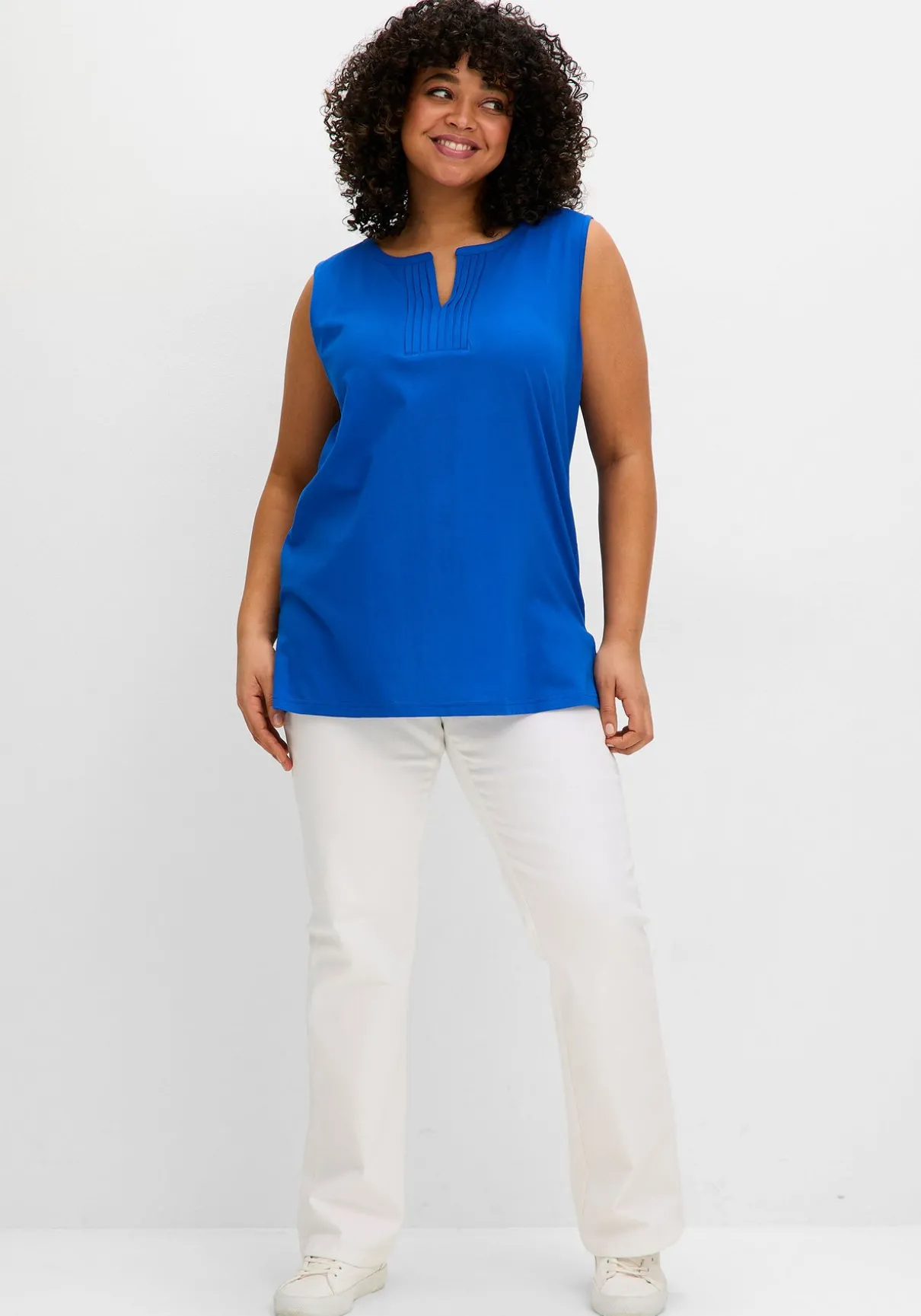 Tanktop aus Jersey, mit Biesen am Ausschnitt