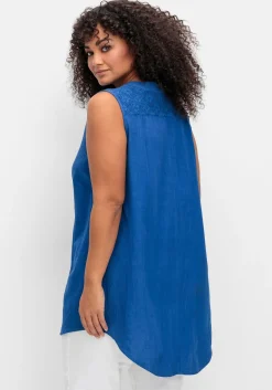 Top mit dekorativem Spitzenbesatz