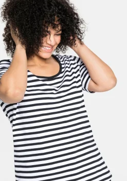 T-Shirt mit Streifen und Rundhalsausschnitt