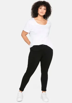 T-Shirt mit tiefem Ausschnitt und längerem Ärmel