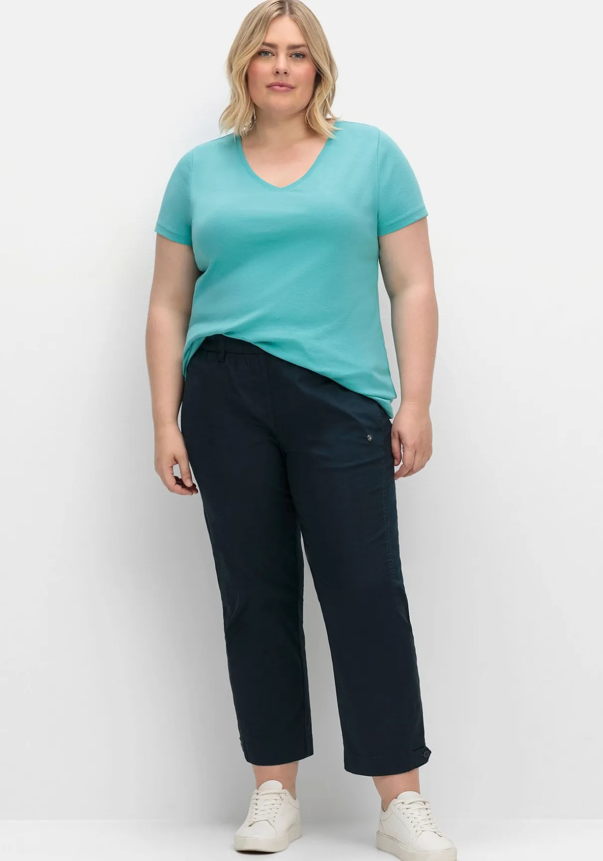 T-Shirt mit V-Ausschnitt