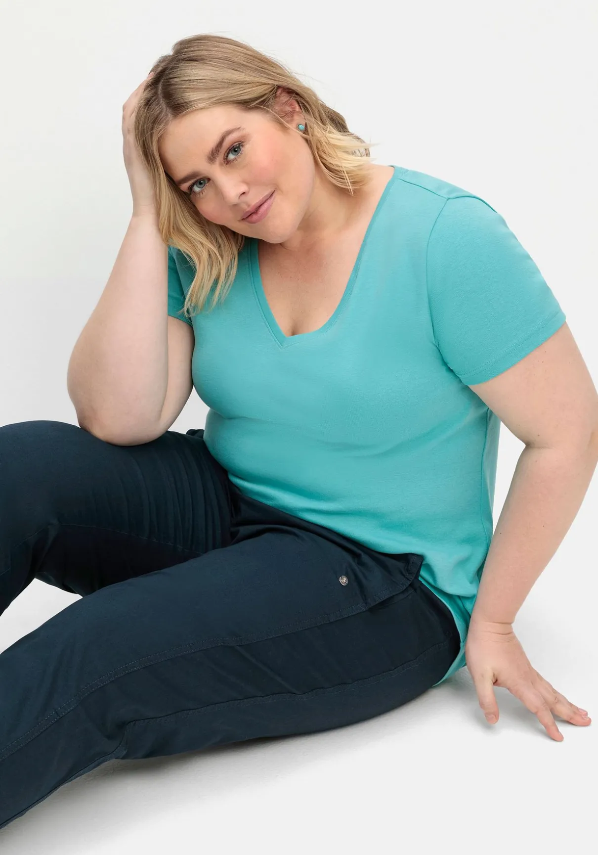 T-Shirt mit V-Ausschnitt