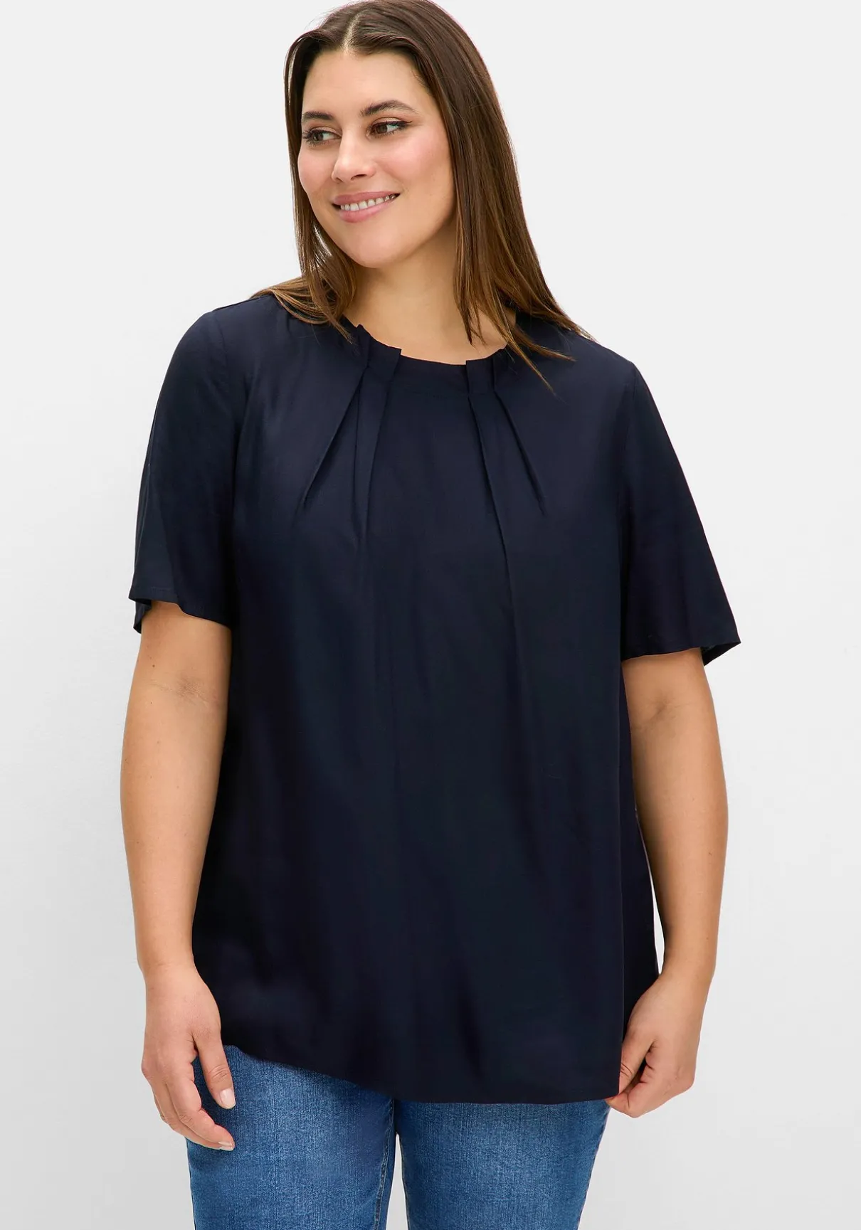 Tunika in leichter A-Linie, mit Faltendetails