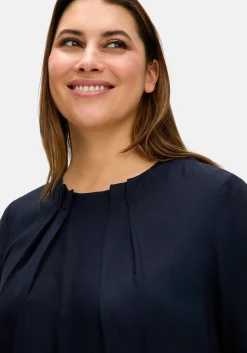 Tunika in leichter A-Linie, mit Faltendetails