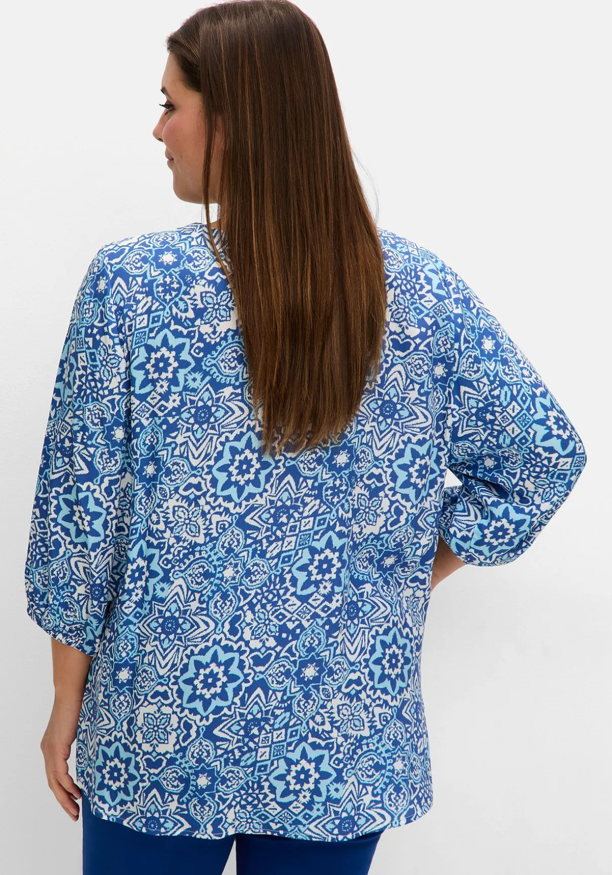 Tunika mit Alloverdruck und 3/4-Arm