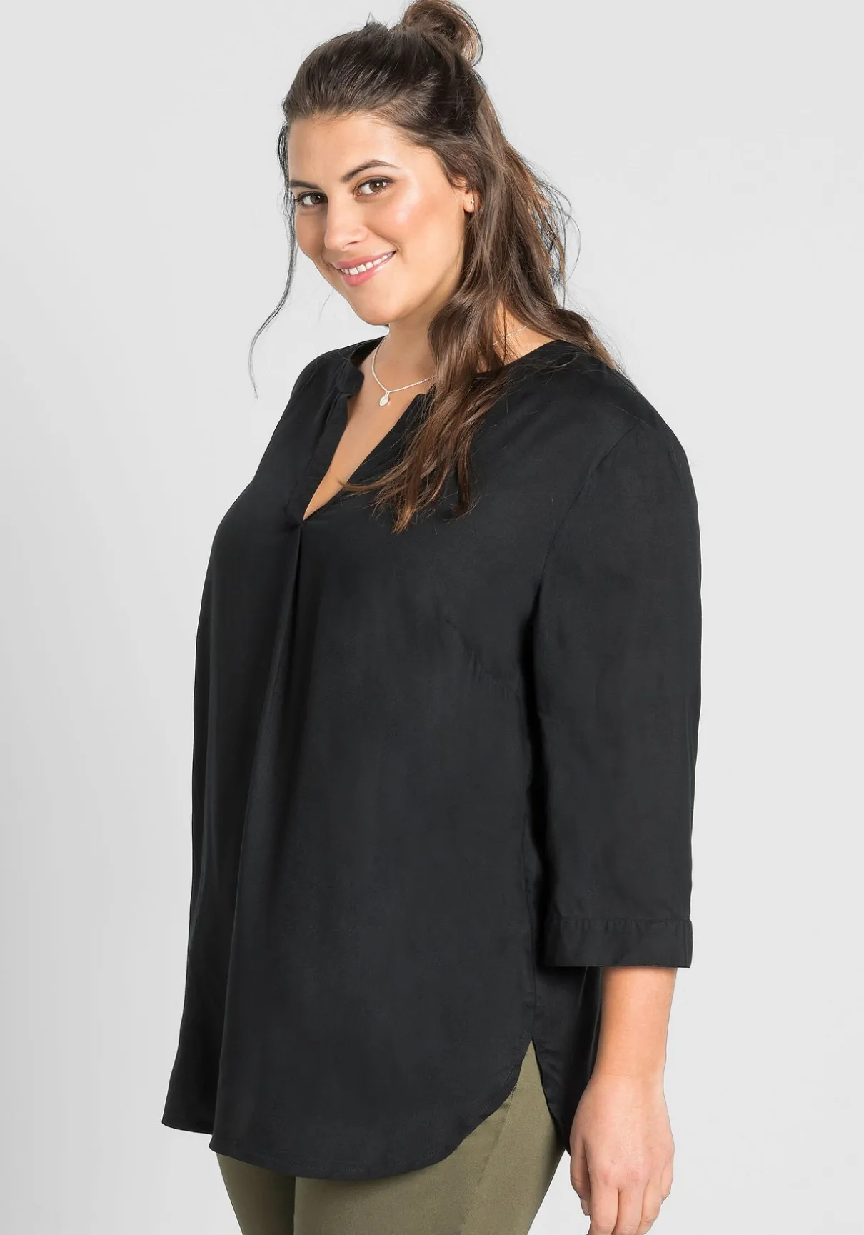 Tunika mit 3/4-Arm und gerundetem Saum