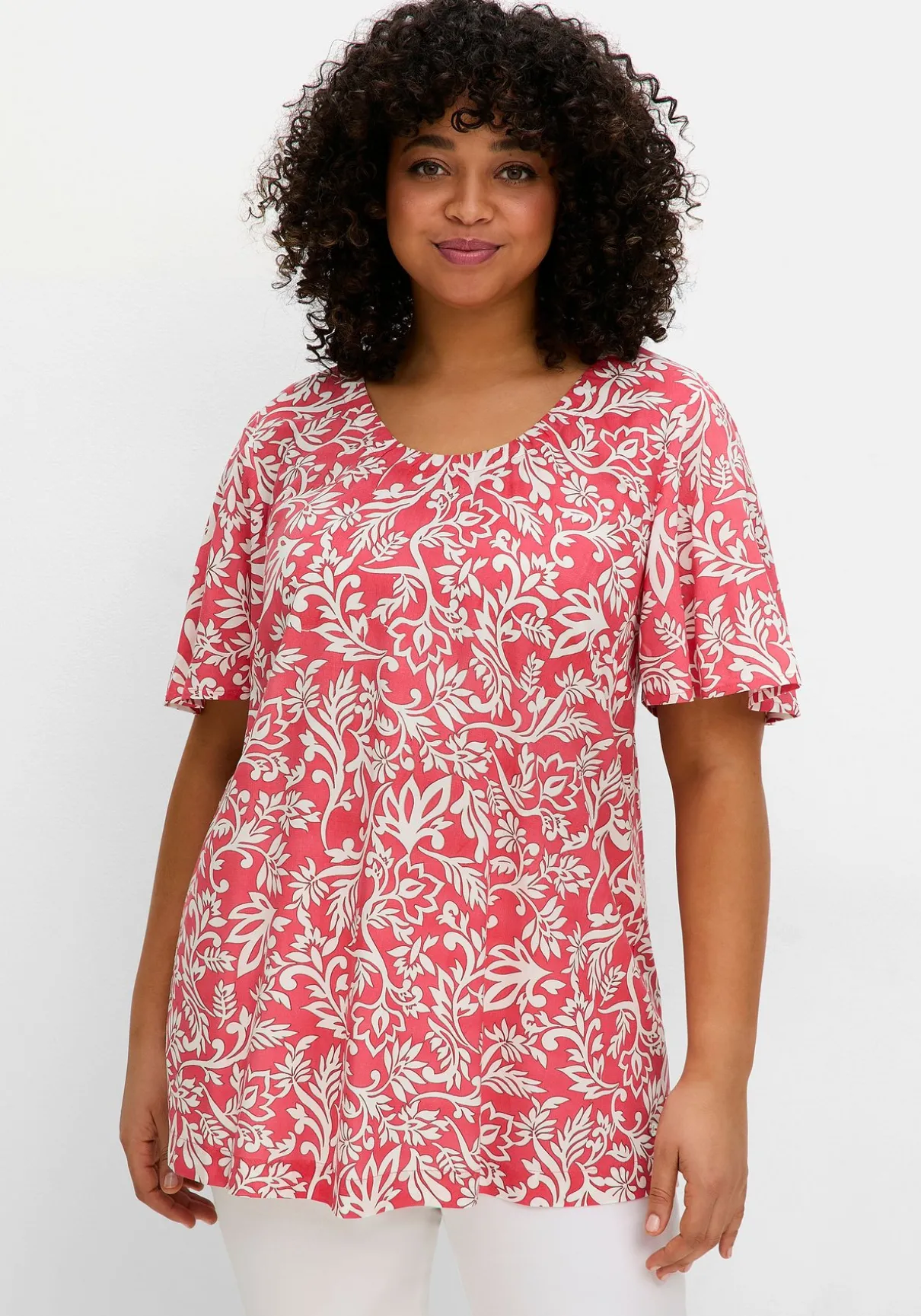 Tunika mit Blätterprint und Flügelärmeln