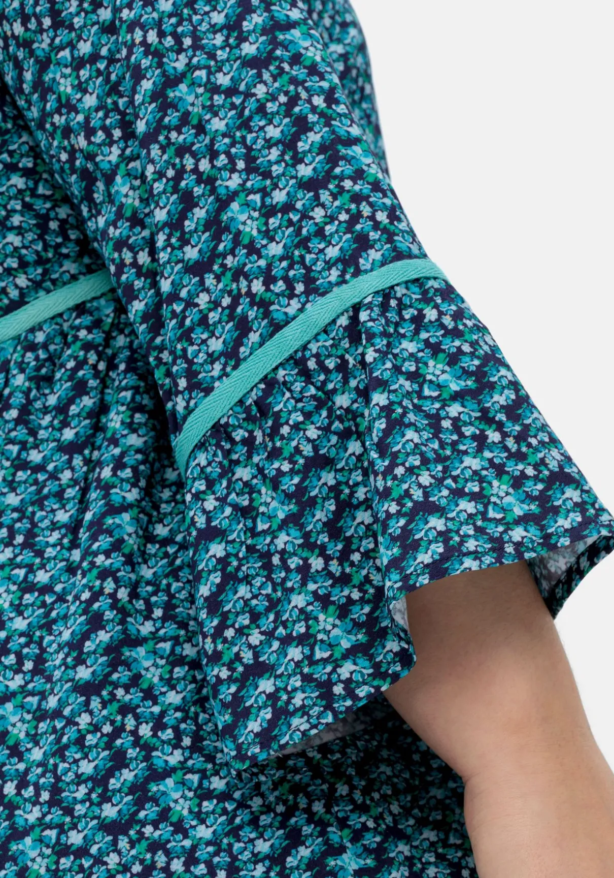 Tunika mit Blumenprint und 3/4-Arm