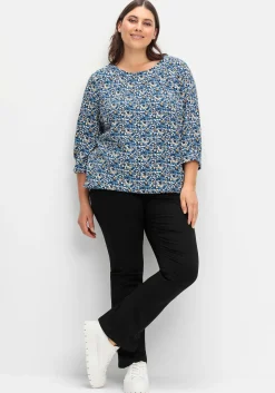 Tunika mit gelegten Falten und Minimalprint