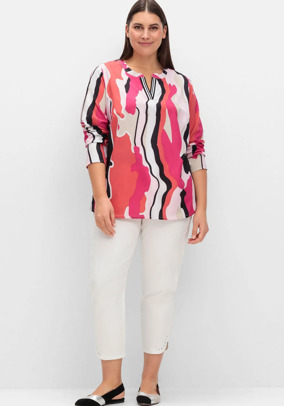 Tunika mit Grafikprint und Ziertape am V-Cut
