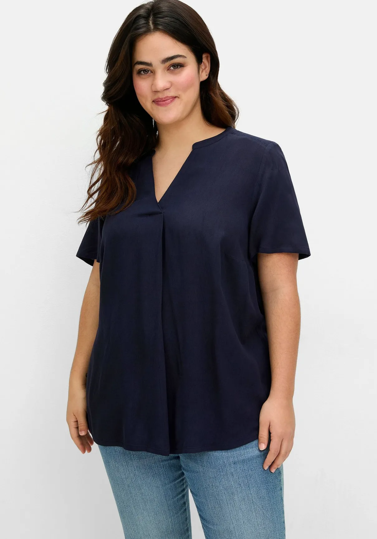 Tunika mit Kellerfalte und Hohlsaumspitze