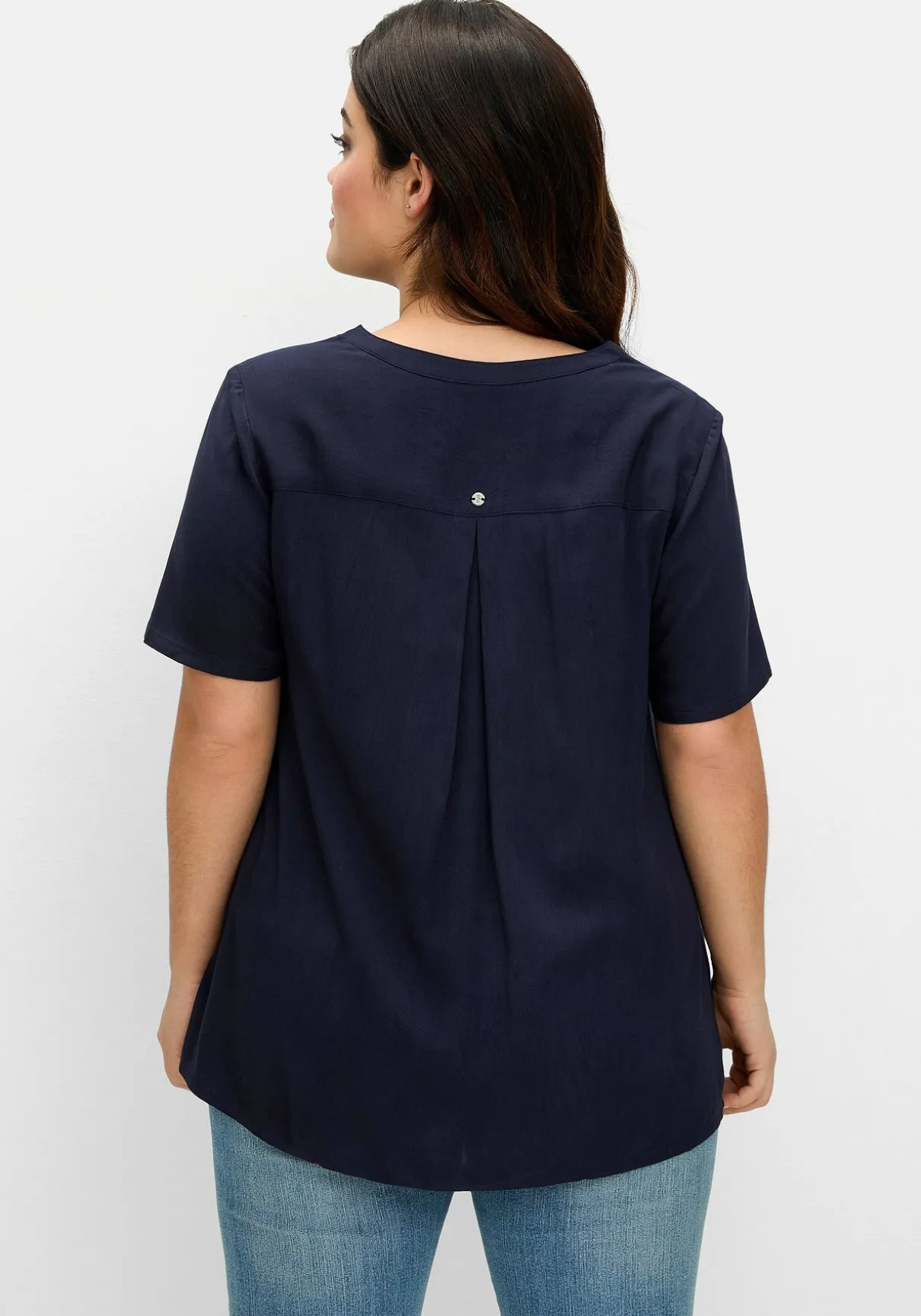 Tunika mit Kellerfalte und Hohlsaumspitze