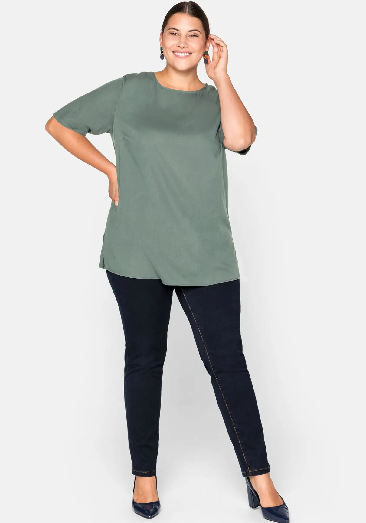 Tunika mit Rundhalsausschnitt und Rückenpasse